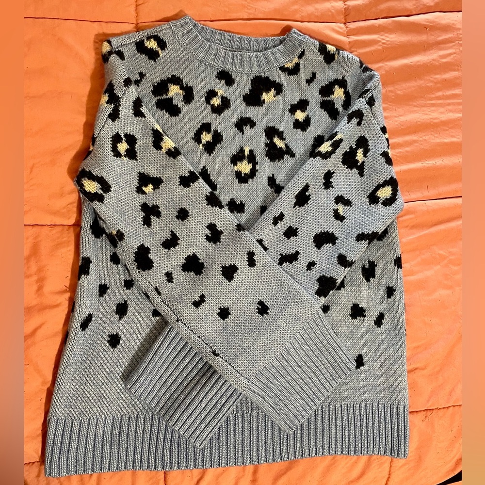 *NWOT Nine West Crew Neck Sweater*